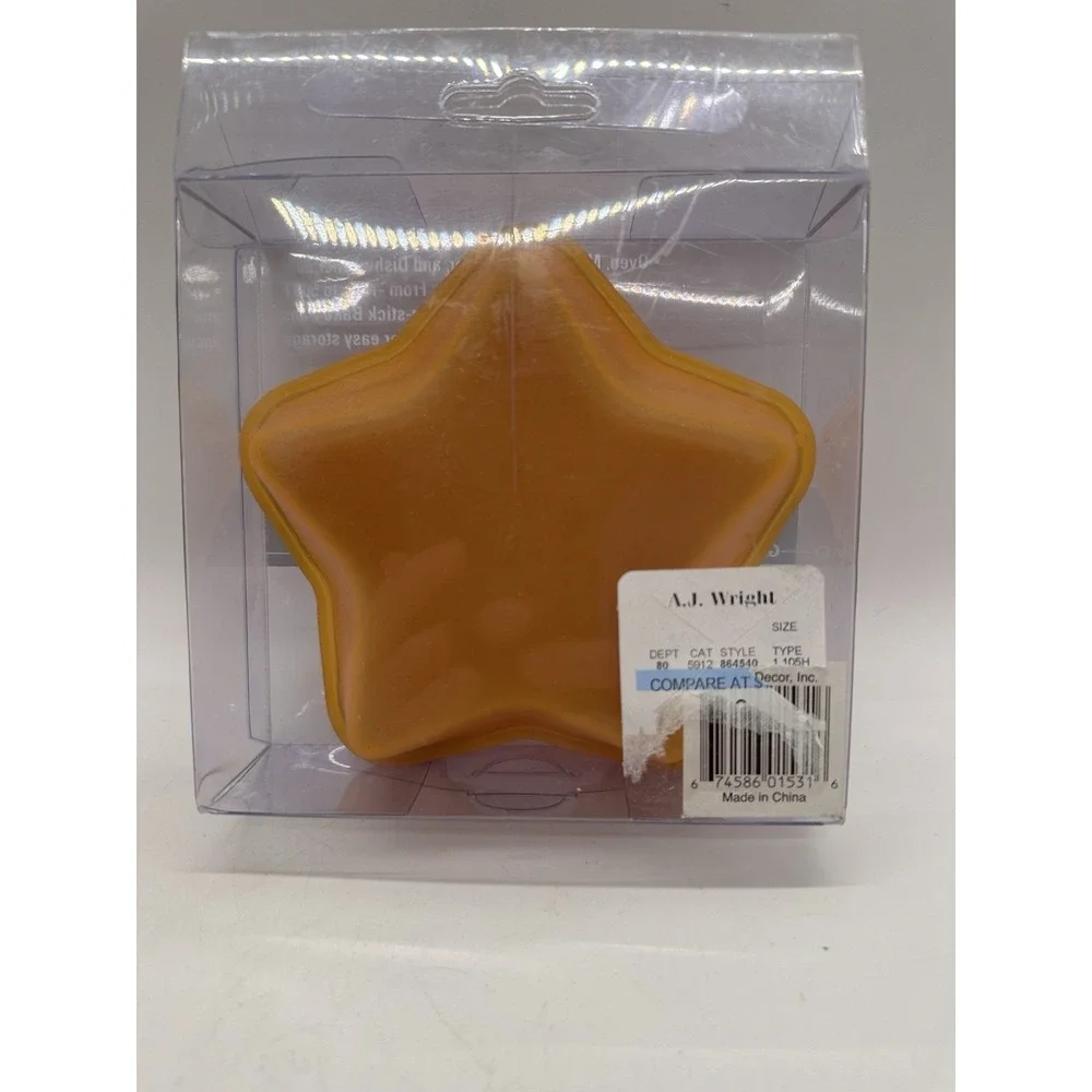 Global Decor Silicone Star Pan Set 3pc Red Yellow Orange‎ Oven Safe Bakeware